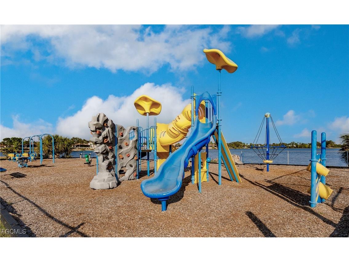 5471 Harborage Drive Fort Myers FL 33908 2026004461 image46