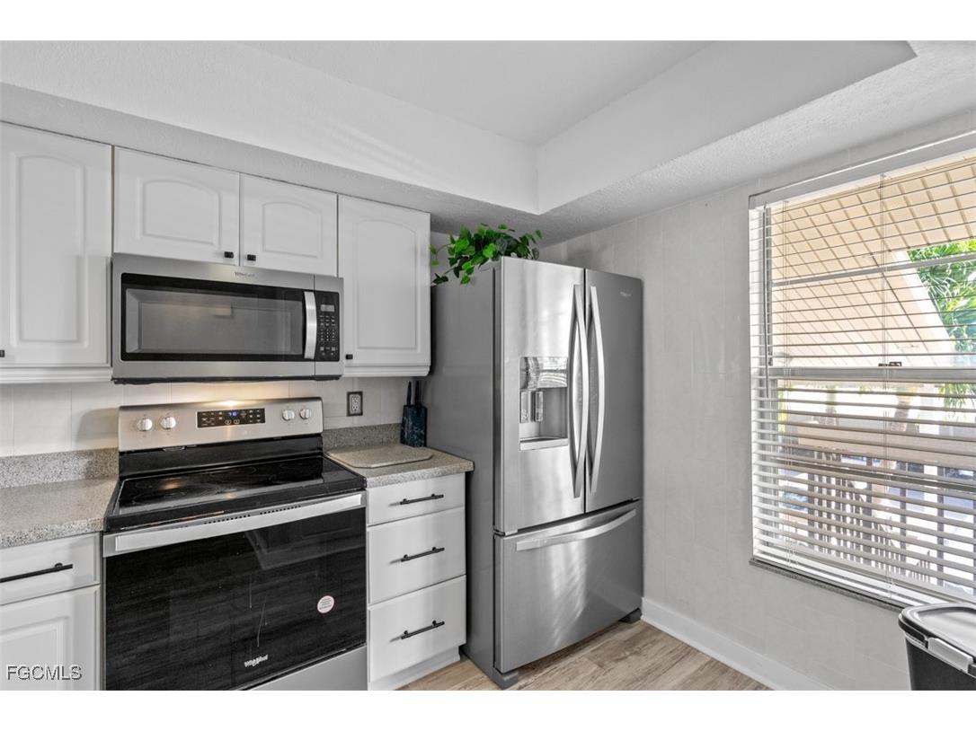 5471 Peppertree Drive #8 Fort Myers FL 33908 2026000688 image8