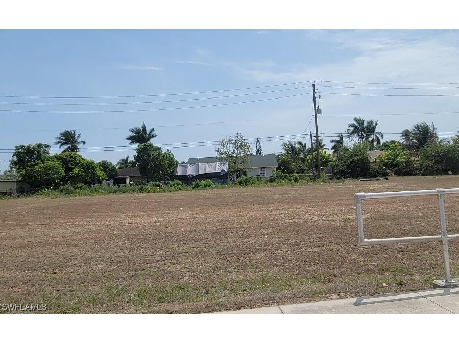 5472 Golden Gate Parkway Naples FL 34116 224092893 image3