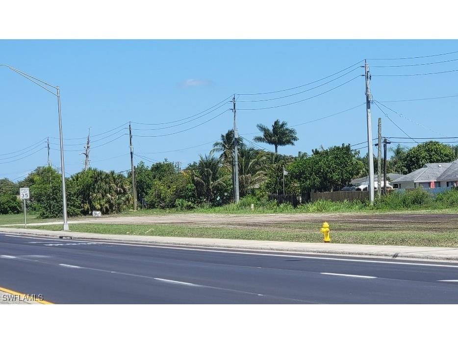 5472 Golden Gate Parkway Naples FL 34116 224092893 image4