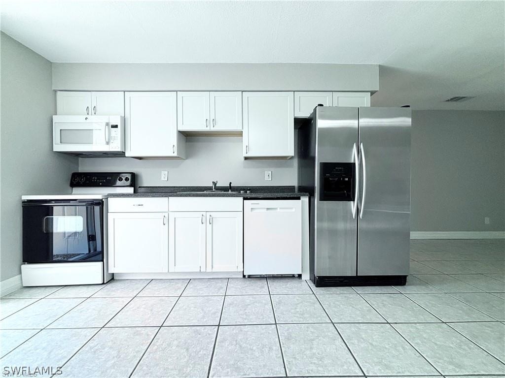 5476 / 5478 Avenue C Bokeelia FL 33922 226007617 image3