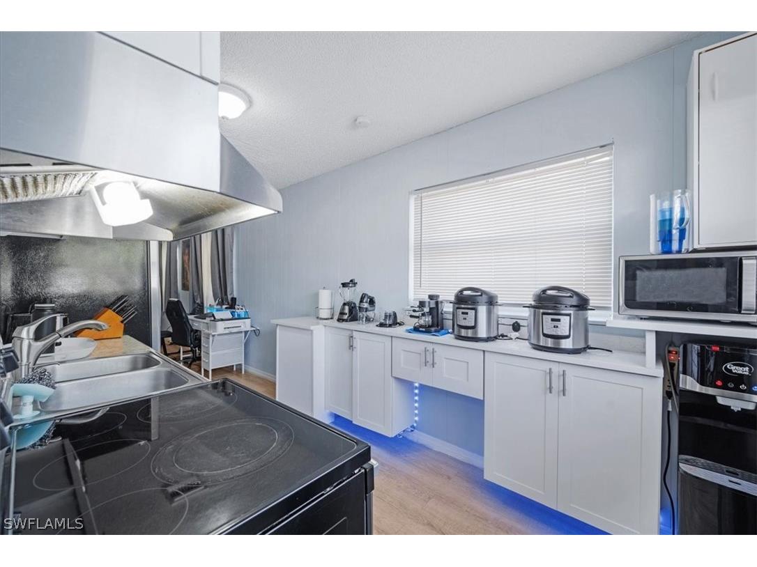 5477 Carlton Street Naples FL 34113 224028960 image1