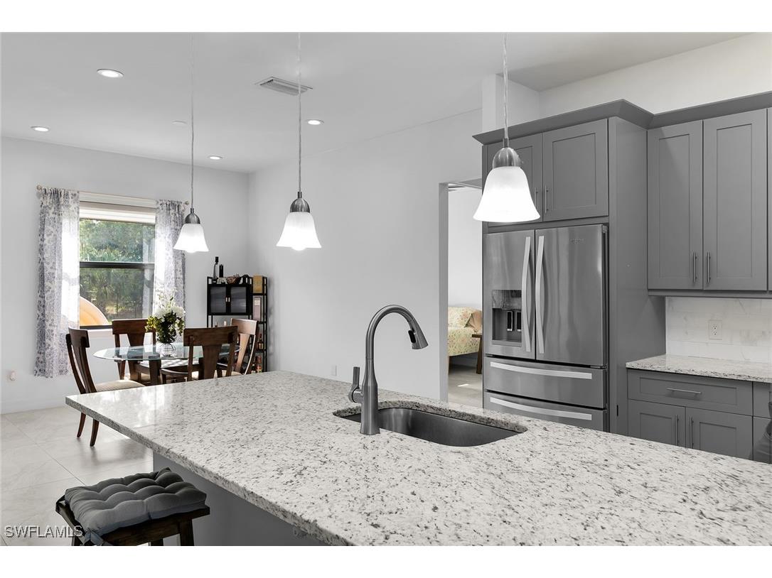 548 47th Avenue NE Naples FL 34120 225081920 image6