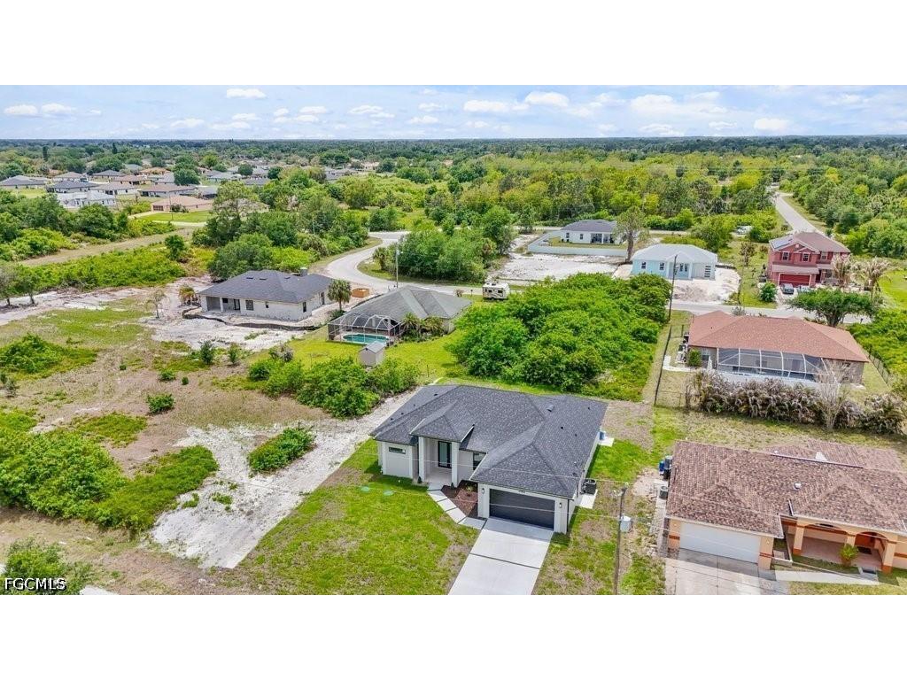 548 Long Island Street E Lehigh Acres FL 33974 2026019025 image2