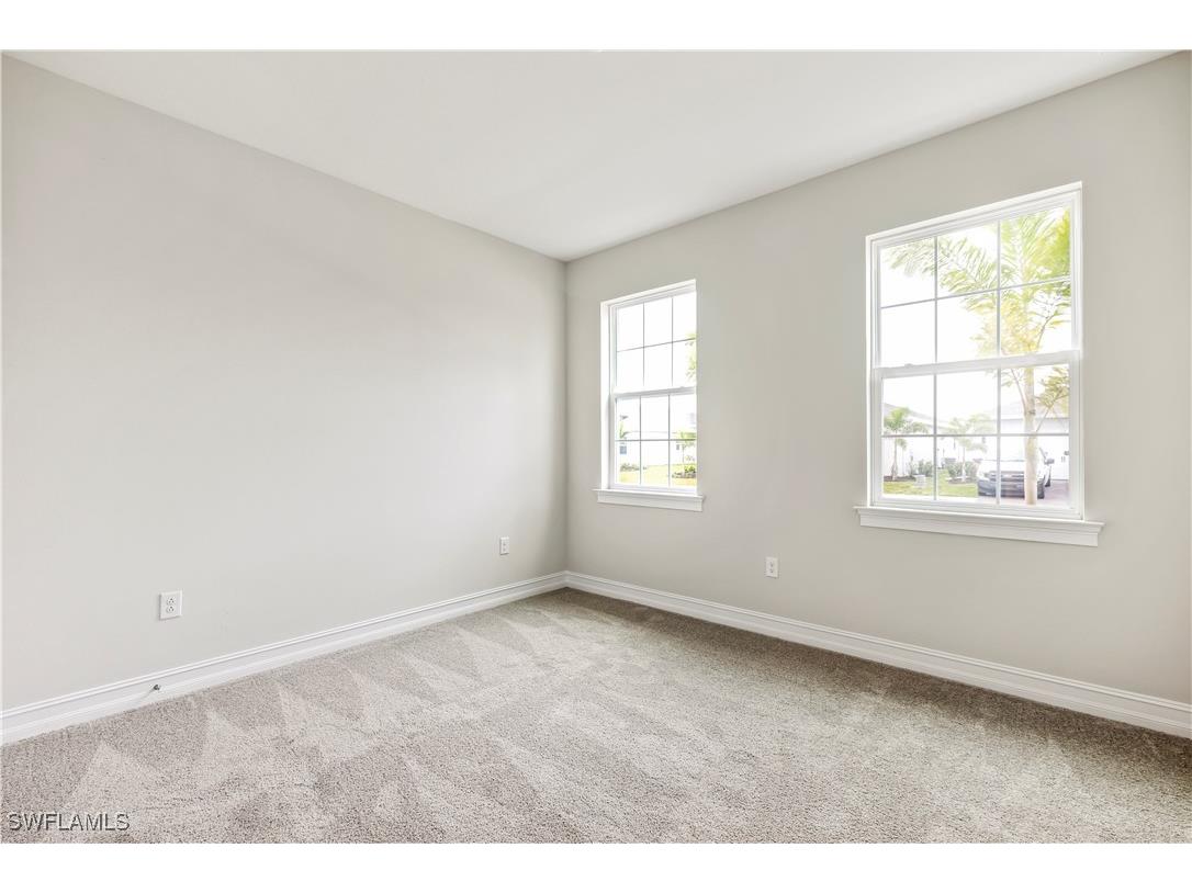 548 Spring Hill Lake Loop Cape Coral FL 33993 225074504 image11