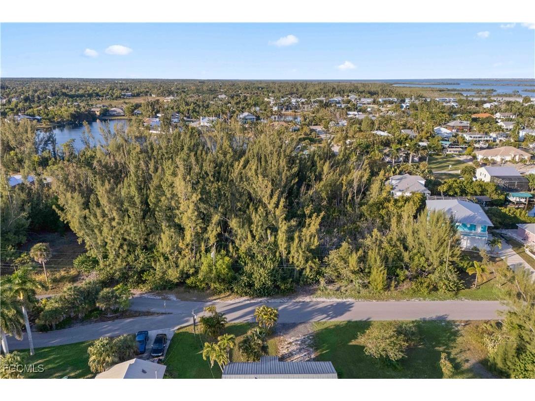 5480 Ann Arbor Drive Bokeelia FL 33922 2025020673 image2