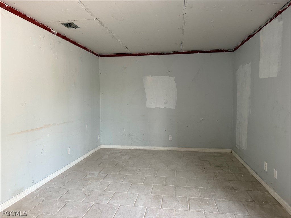 5481 Burnham Court North Fort Myers FL 33903 2026013021 image5