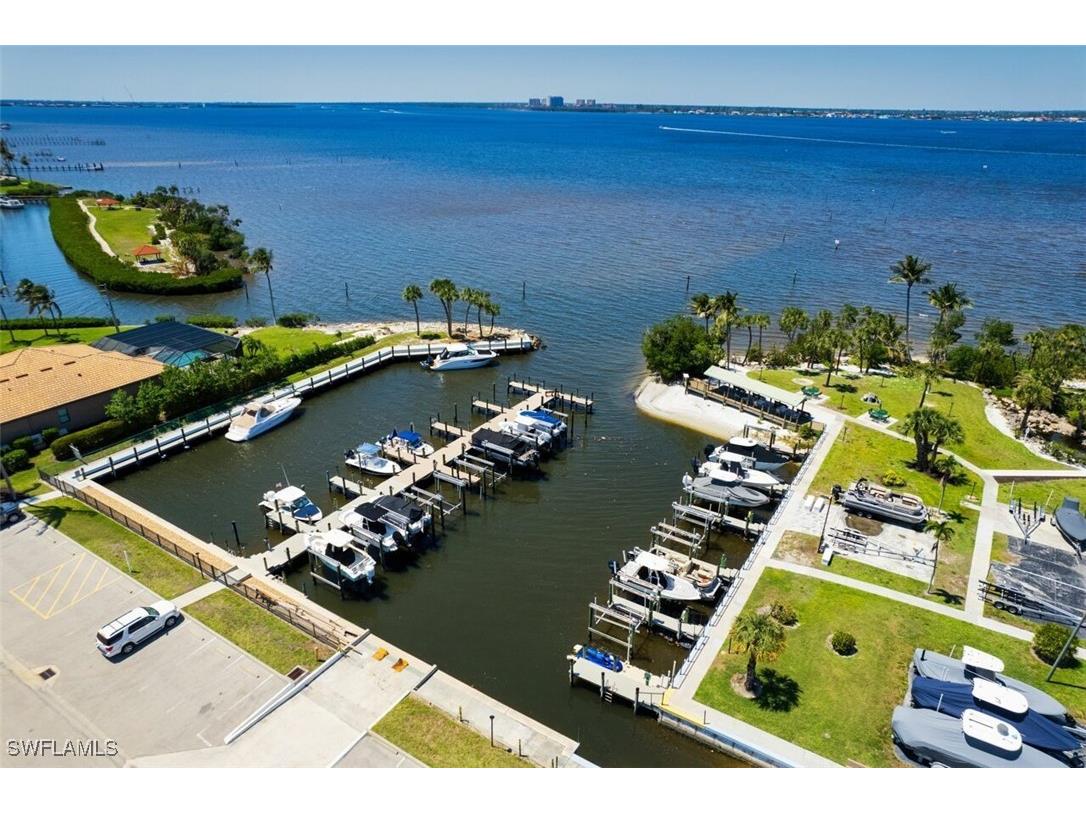 5482 Peppertree Drive Fort Myers FL 33908 225035962 image39