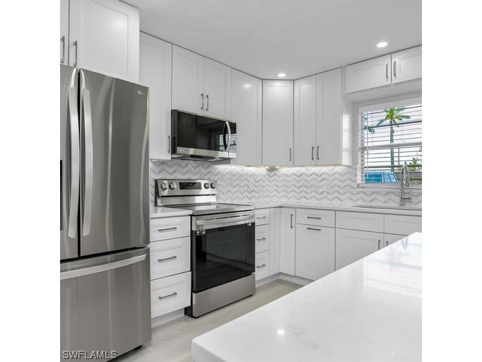 5483 Rattlesnake Hammock Road #105B Naples FL 34113 223049359 image1