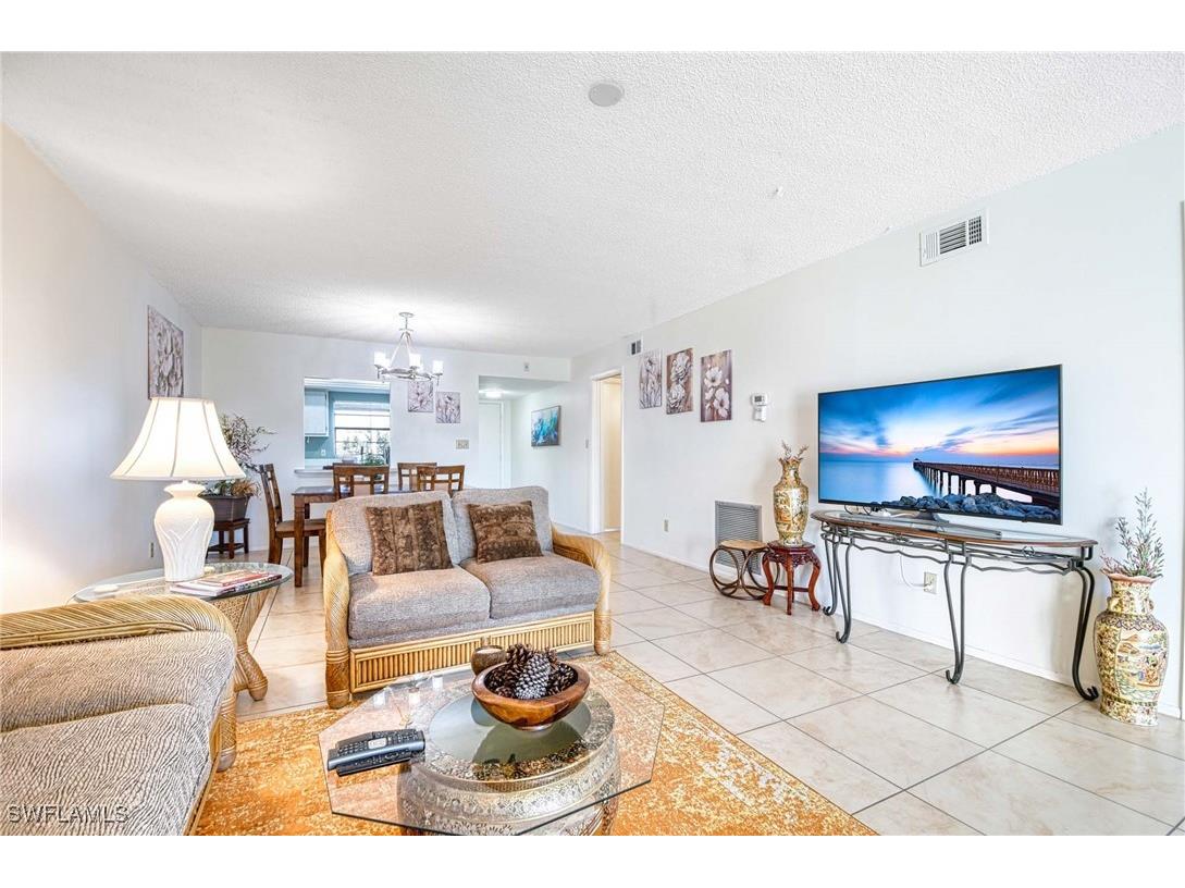 5483 Rattlesnake Hammock Road #207 Naples FL 34113 226002597 image4