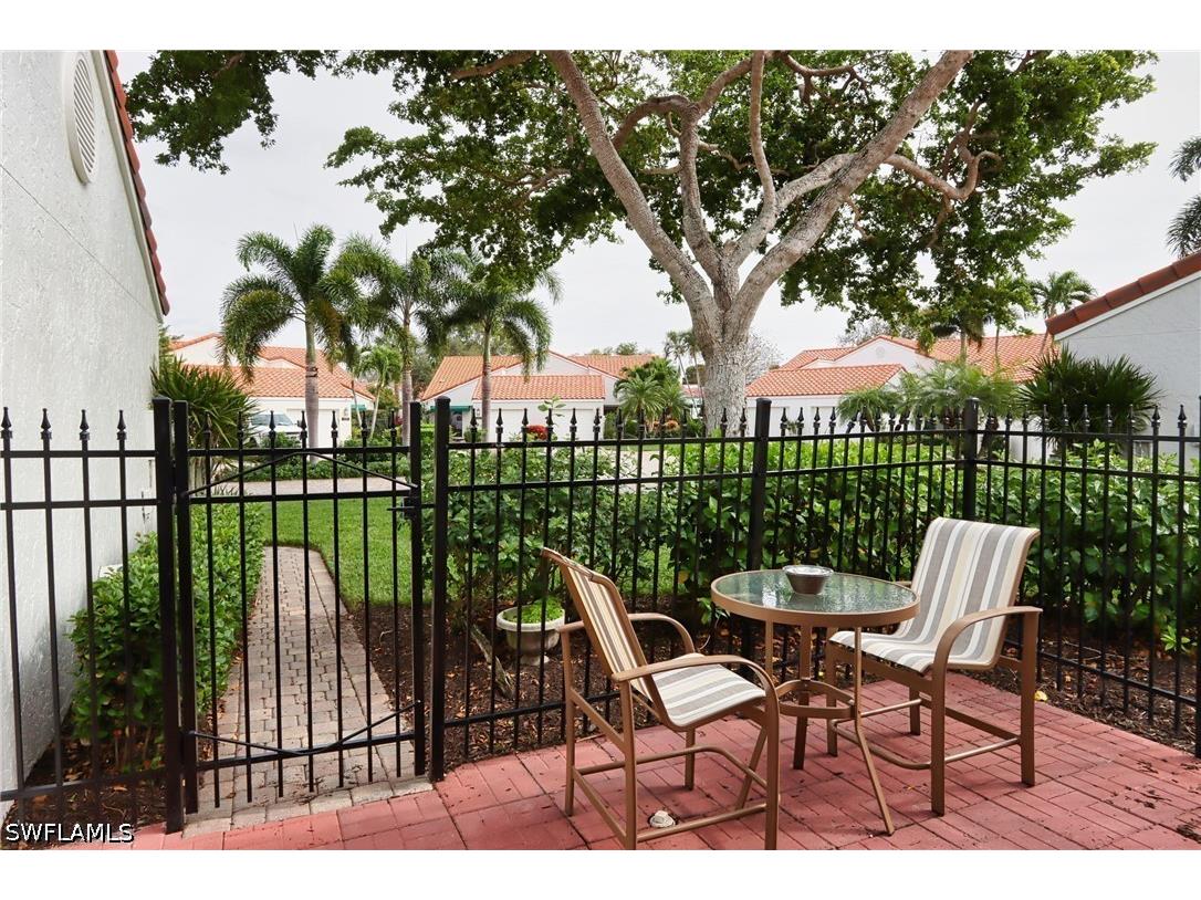 549 Beachwalk Circle Naples FL 34108 226020635 image18