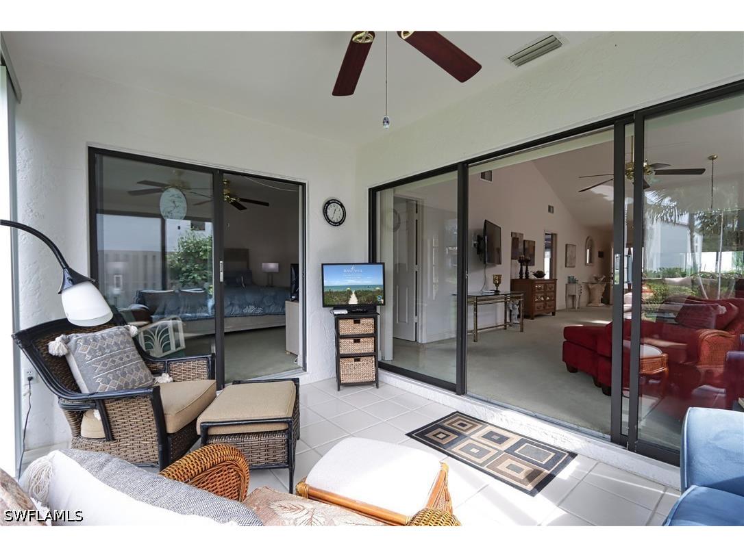 549 Beachwalk Circle Naples FL 34108 226020635 image5