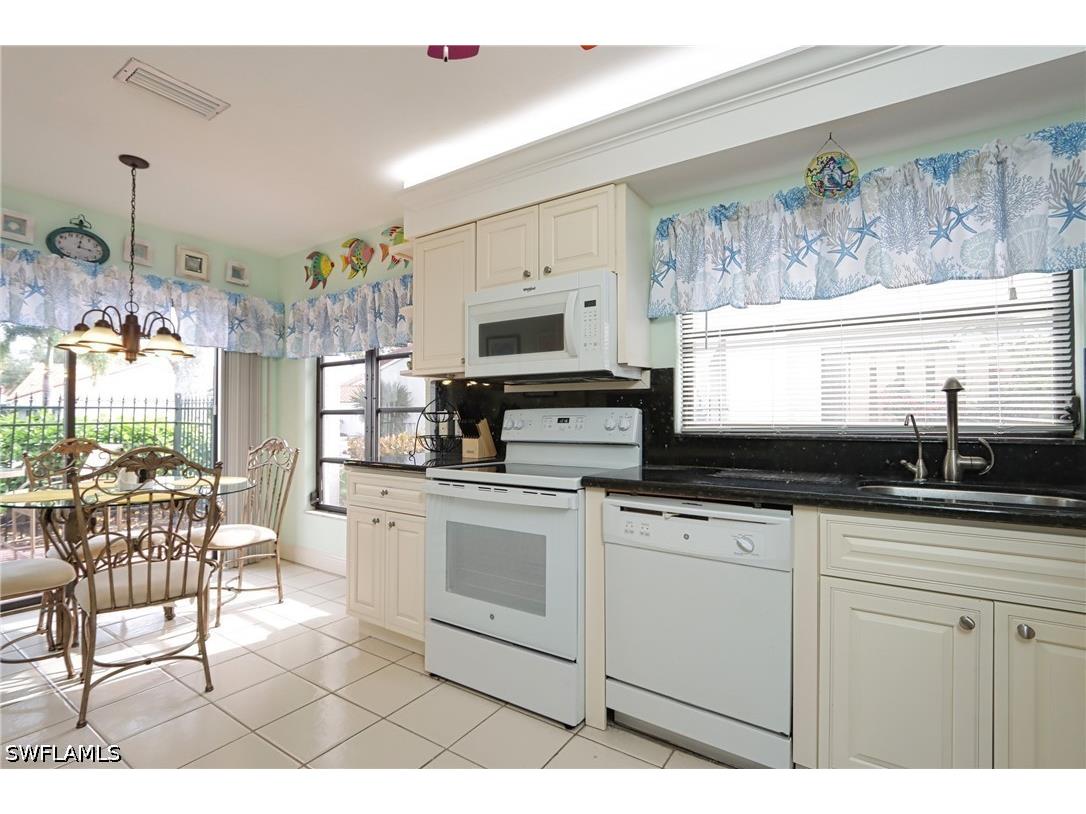 549 Beachwalk Circle Naples FL 34108 226020635 image8