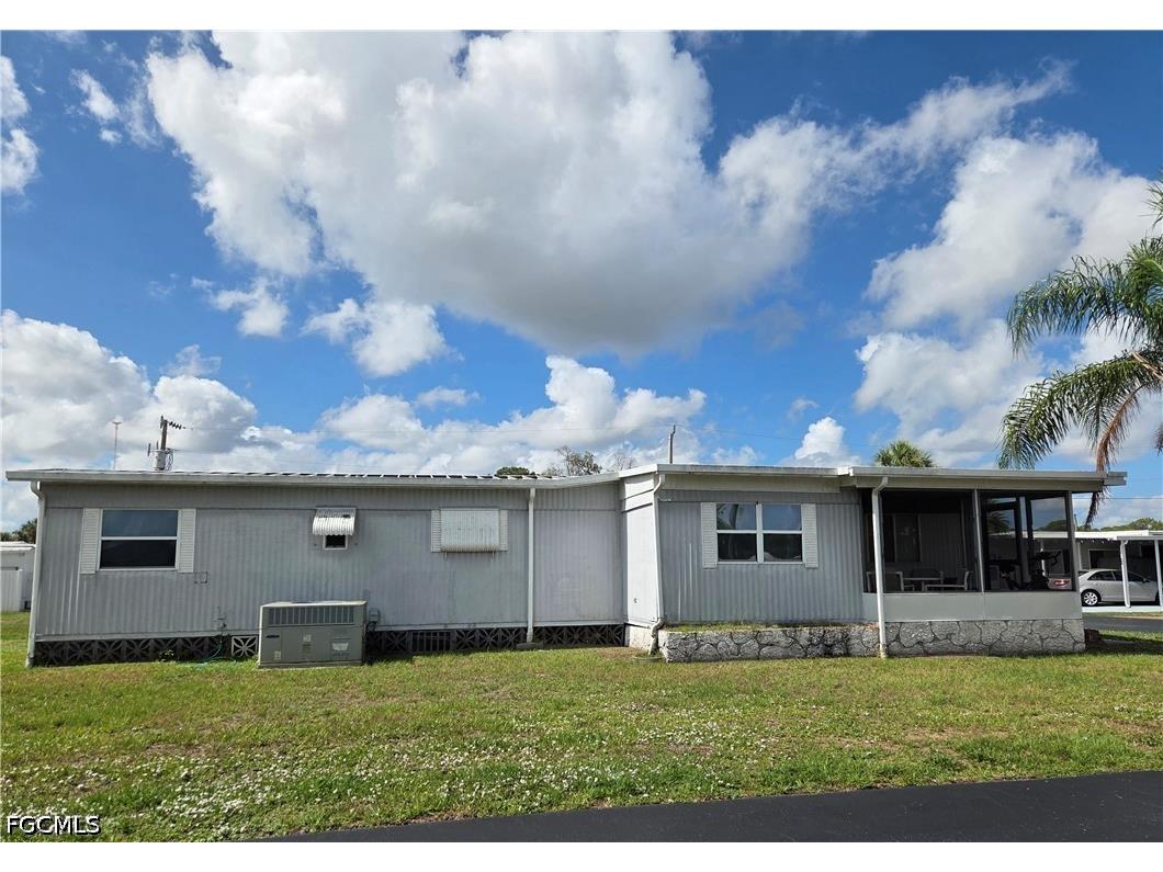 549 Freedom Street North Fort Myers FL 33917 2026022587 image25