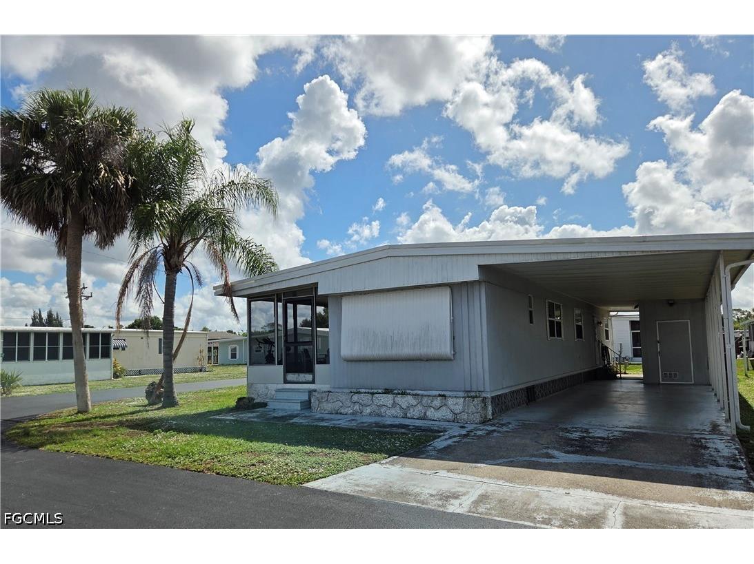 549 Freedom Street North Fort Myers FL 33917 2026022587 image3