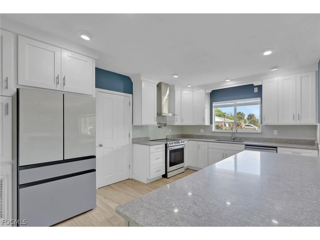 549 Peck Avenue Fort Myers FL 33919 2026013374 image6