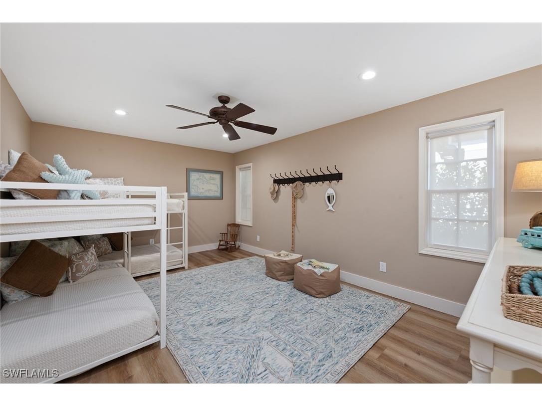 549 Tigertail Court Marco Island FL 34145 225076113 image27