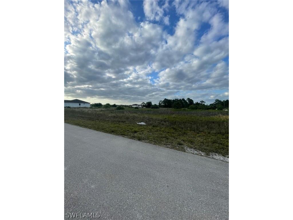 549 Trinity Street E Lehigh Acres FL 33974 224031895 image12