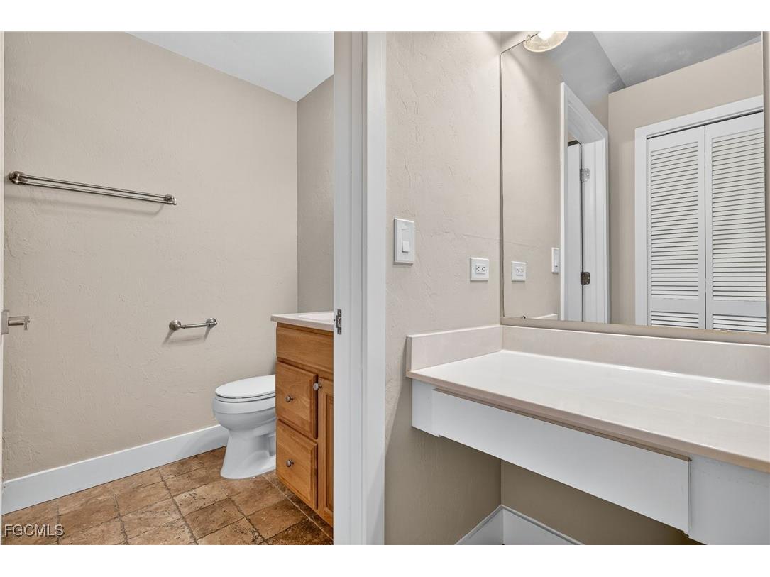 5490 Governors Drive Fort Myers FL 33907 2025017512 image19