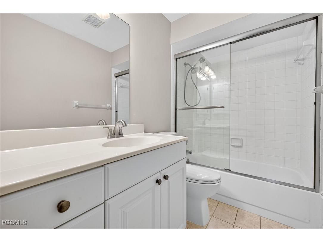 5490 Governors Drive Fort Myers FL 33907 2025017512 image24