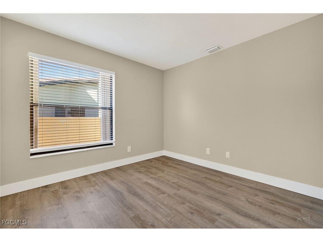 5490 Governors Drive Fort Myers FL 33907 2025017512 image25