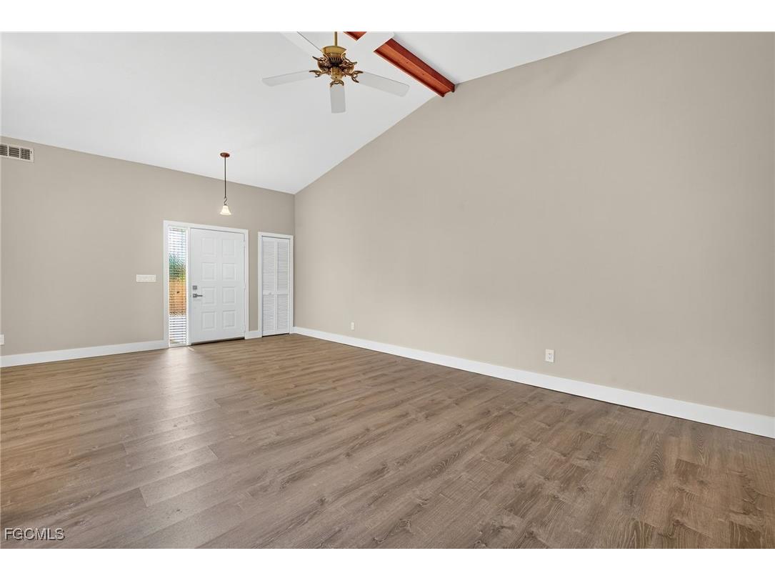 5490 Governors Drive Fort Myers FL 33907 2025017512 image5