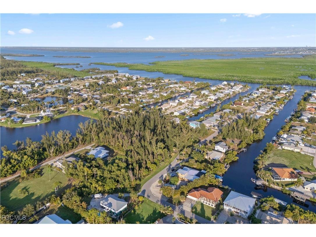 5496 Ann Arbor Drive Bokeelia FL 33922 2025020650 image3