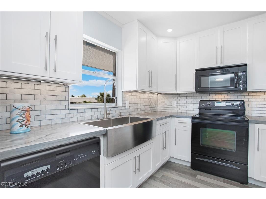 5499 Rattlesnake Hammock Road #A-304 Naples FL 34113 223070386 image1