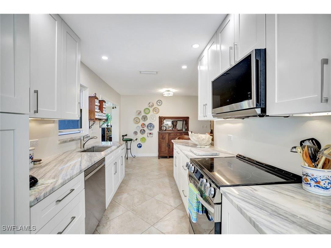 55 9th Street Bonita Springs FL 34134 226005187 image9