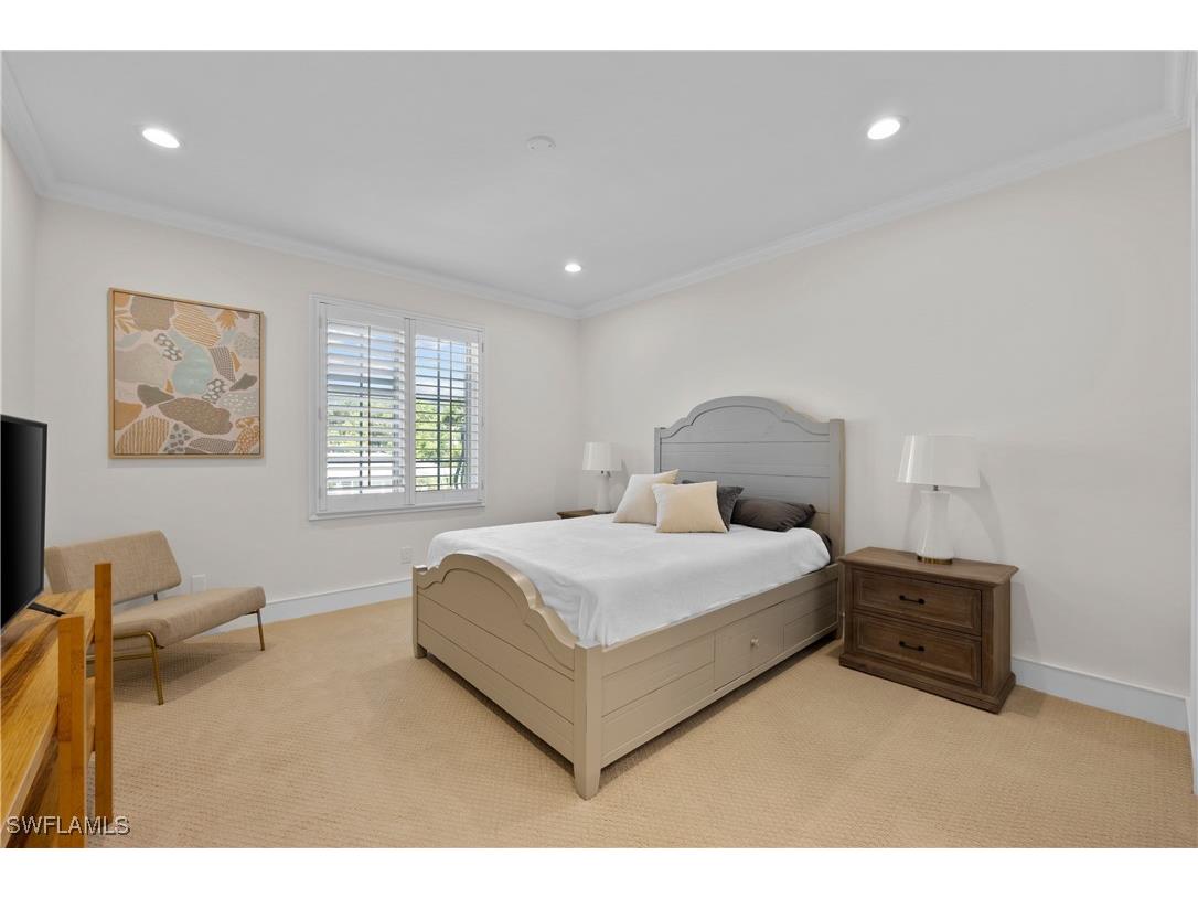 55 E Burning Tree Drive Naples FL 34105 225080783 image32