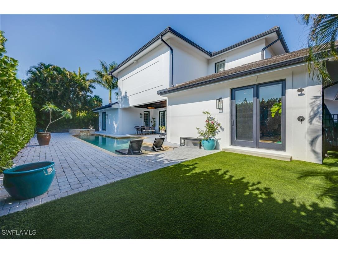 55 E Burning Tree Drive Naples FL 34105 225080783 image39