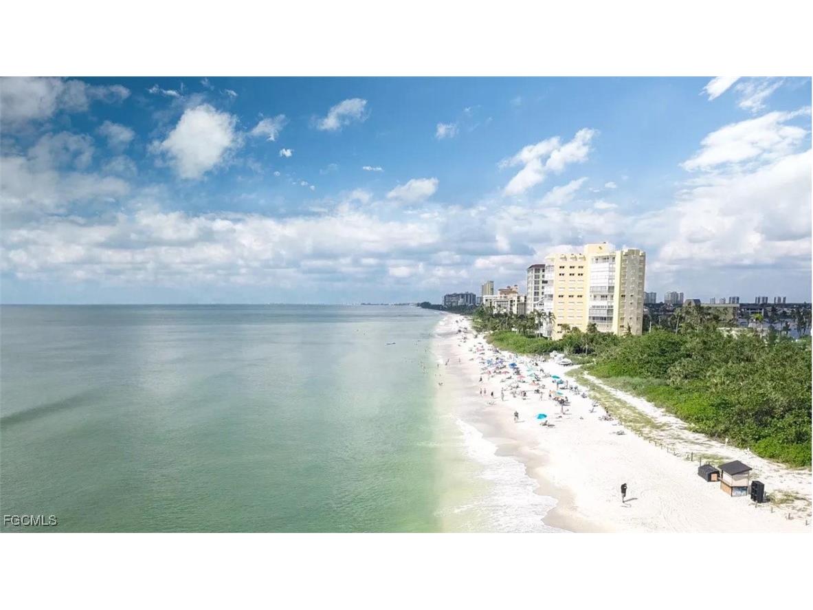 55 Emerald Woods Drive #C9 Naples FL 34108 2026002185 image24