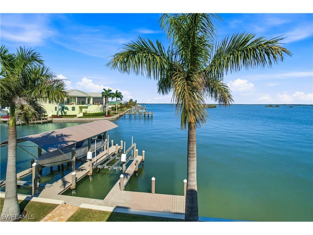 55 Fairview Boulevard Fort Myers Beach FL 33931 226008708 image6