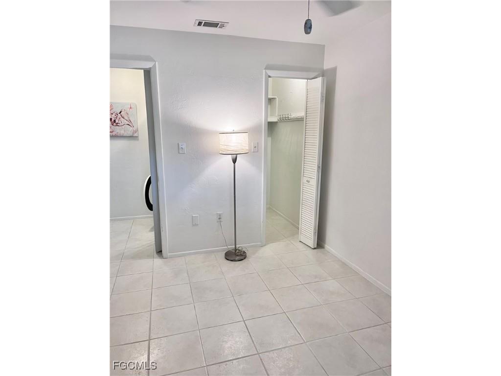 55 Laconia Court Fort Myers FL 33919 2025008772 image23