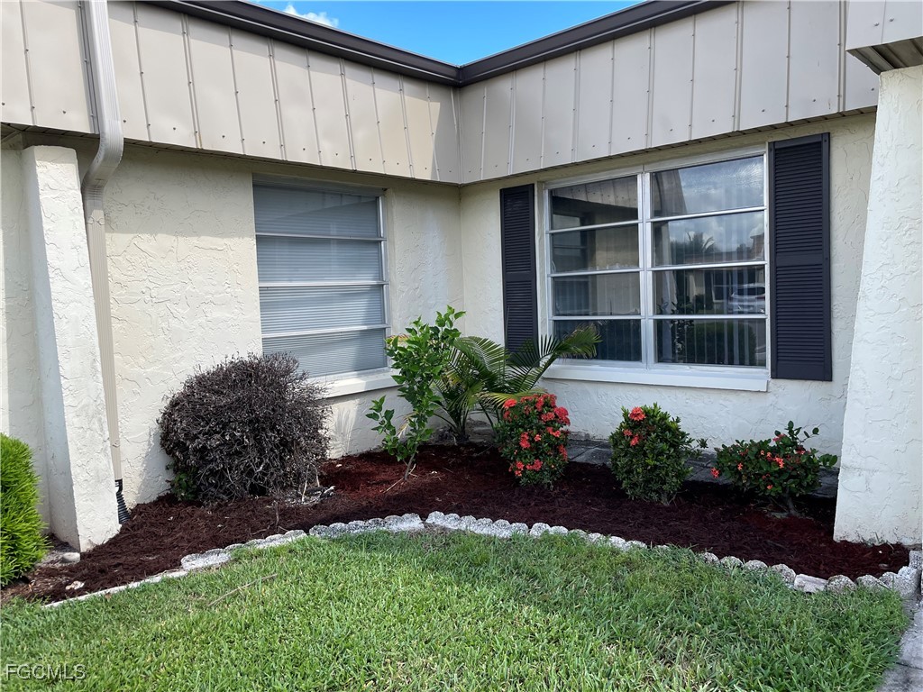 55 Laconia Court Fort Myers FL 33919 2025008772 image3