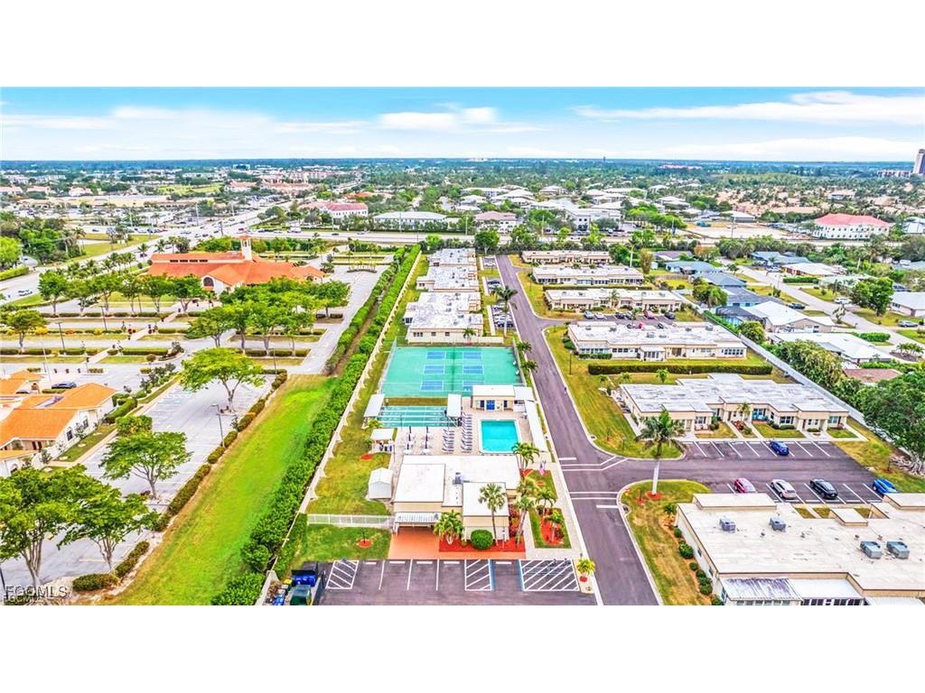 55 Laconia Court Fort Myers FL 33919 2025008772 image6