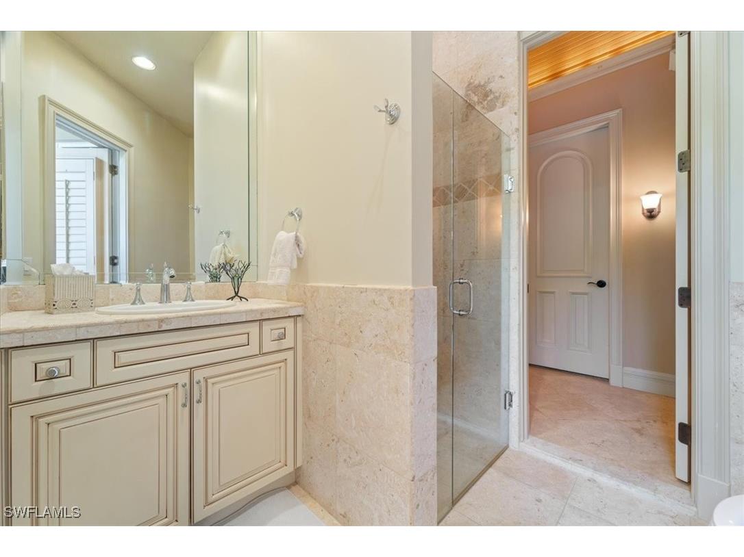 550 21st Avenue S Naples FL 34102 225072886 image33