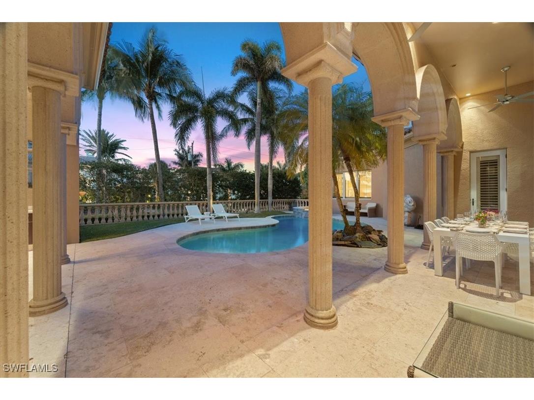 550 21st Avenue S Naples FL 34102 225072886 image41