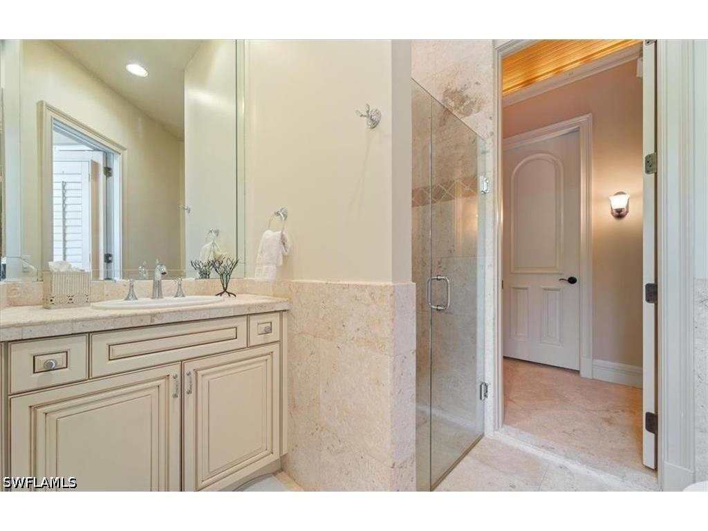 550 21st Avenue S Naples FL 34102 226015328 image33
