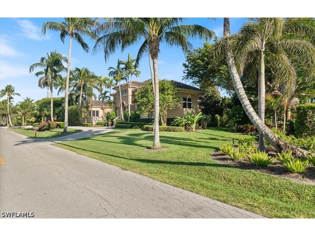 550 21st Avenue S Naples FL 34102 226015328 image39