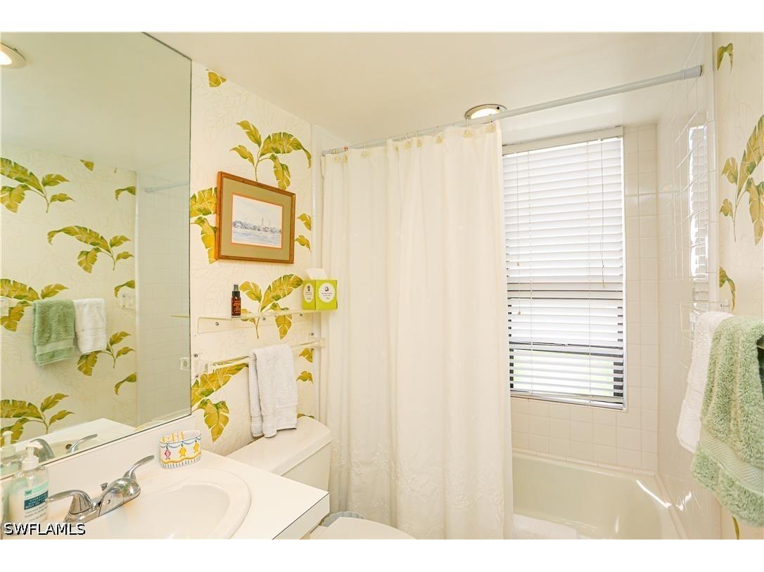550 3rd Avenue N Naples FL 34102 226019511 image13