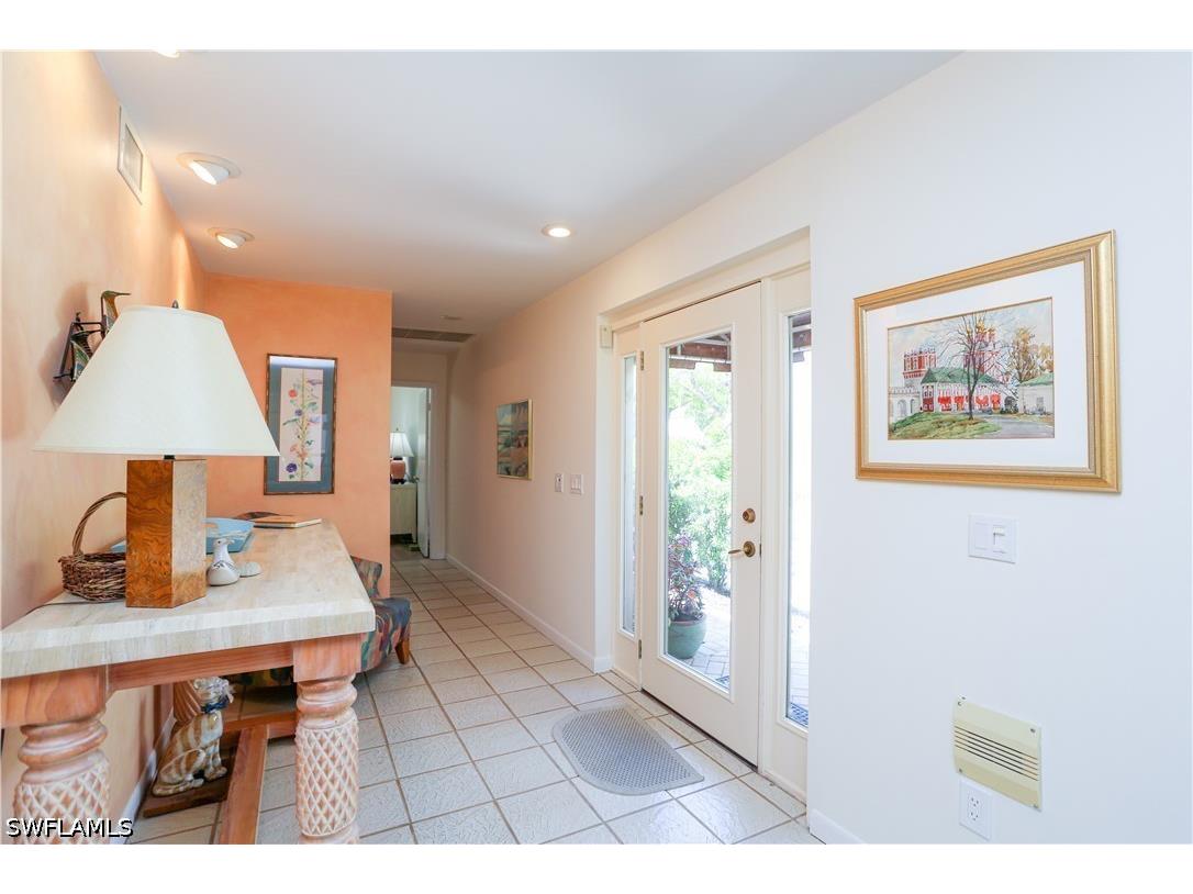 550 3rd Avenue N Naples FL 34102 226019511 image16