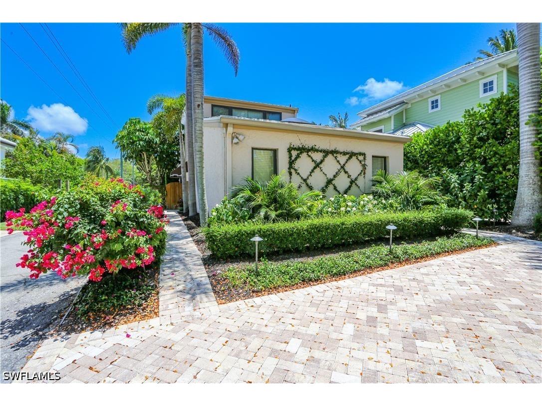 550 3rd Avenue N Naples FL 34102 226019511 image22