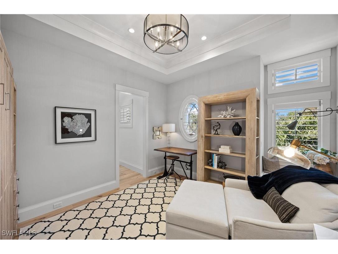 550 4th Avenue N Naples FL 34102 225078798 image32