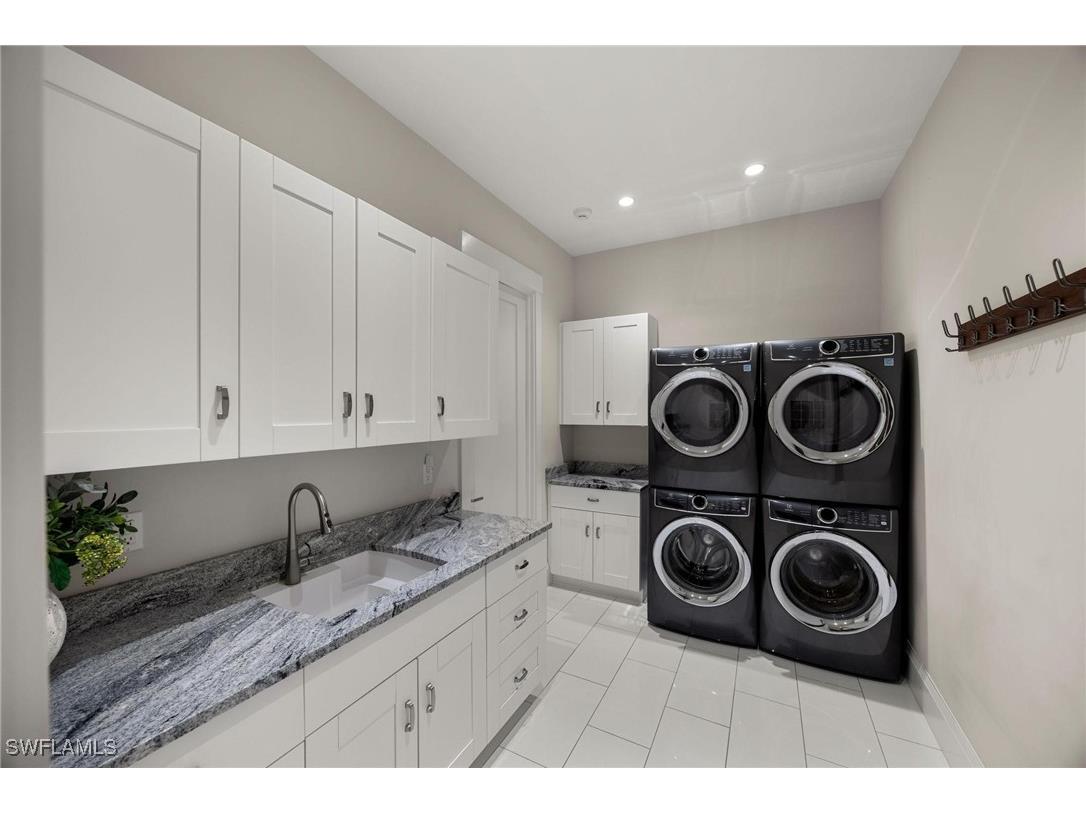 550 4th Avenue N Naples FL 34102 225078798 image36