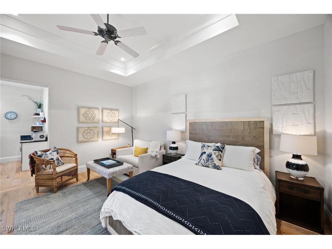 550 4th Avenue N Naples FL 34102 225078798 image44