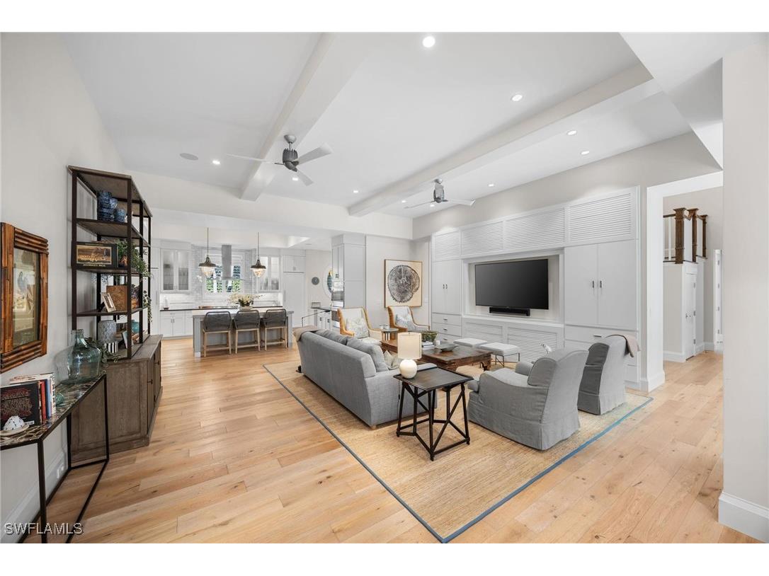 550 4th Avenue N Naples FL 34102 225078798 image7