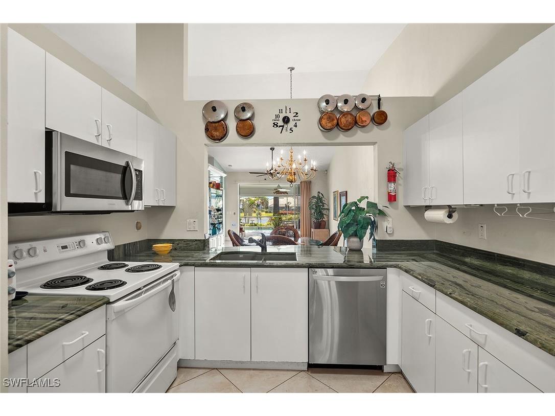 550 Captn Kate Court #22 Naples FL 34110 224094919 image9