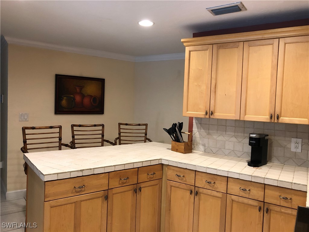 550 Forest Hills Boulevard Naples FL 34113 225072079 image8