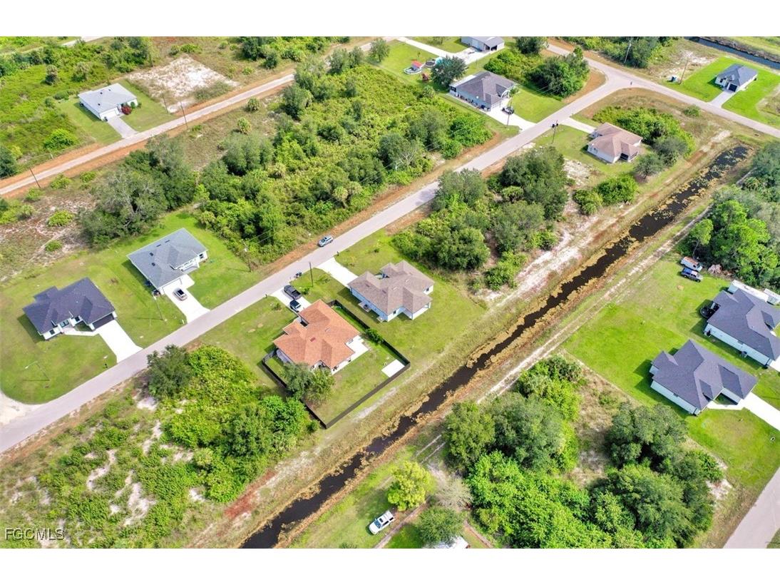 550 Lone Star Lane Lehigh Acres FL 33974 2025013385 image22